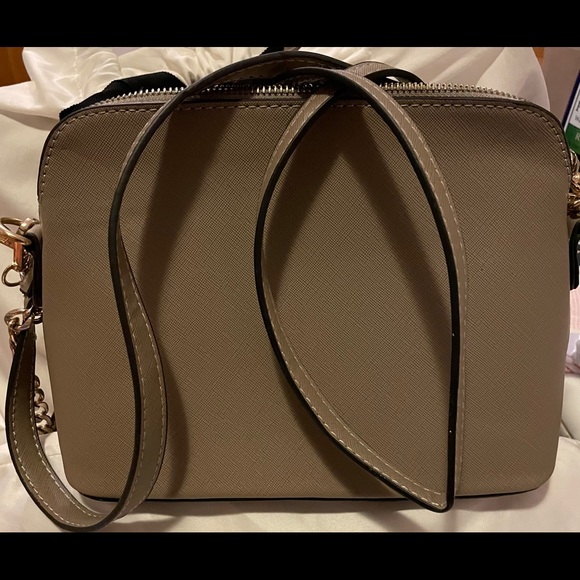 Bag - Picture 2 of 5